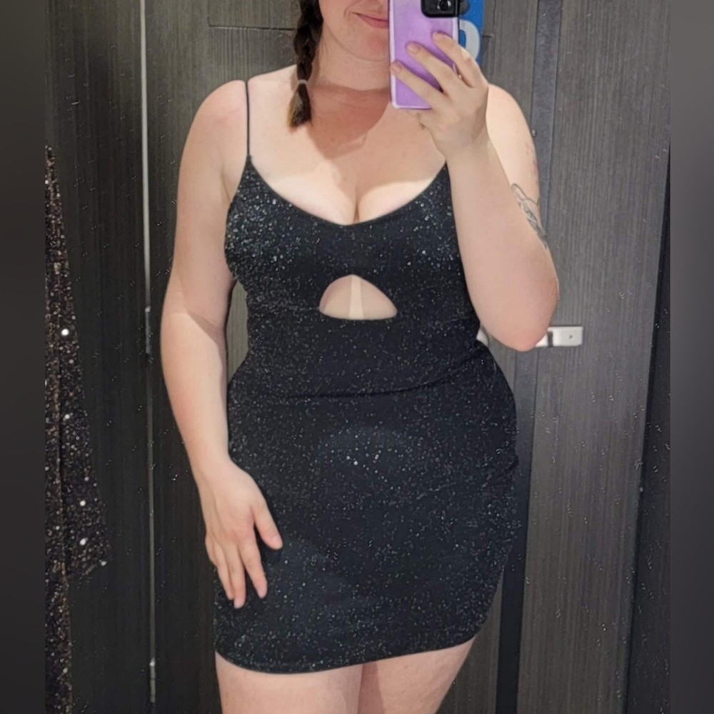 NWT Sparkle Cutout Bodycon Dress